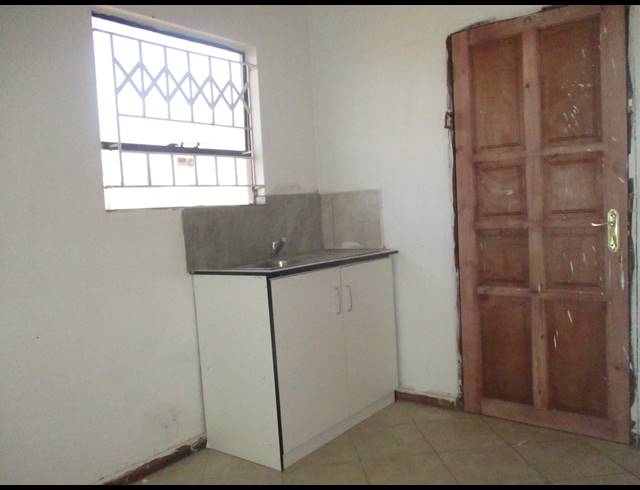 2 BEDROOM HOUSE TO LET IN GOUDRAND